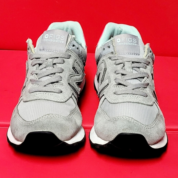 Figs New Balance 574 Women's Gray Medical Workwear Sneakers #WL574FGG size 8 - Picture 2 of 11